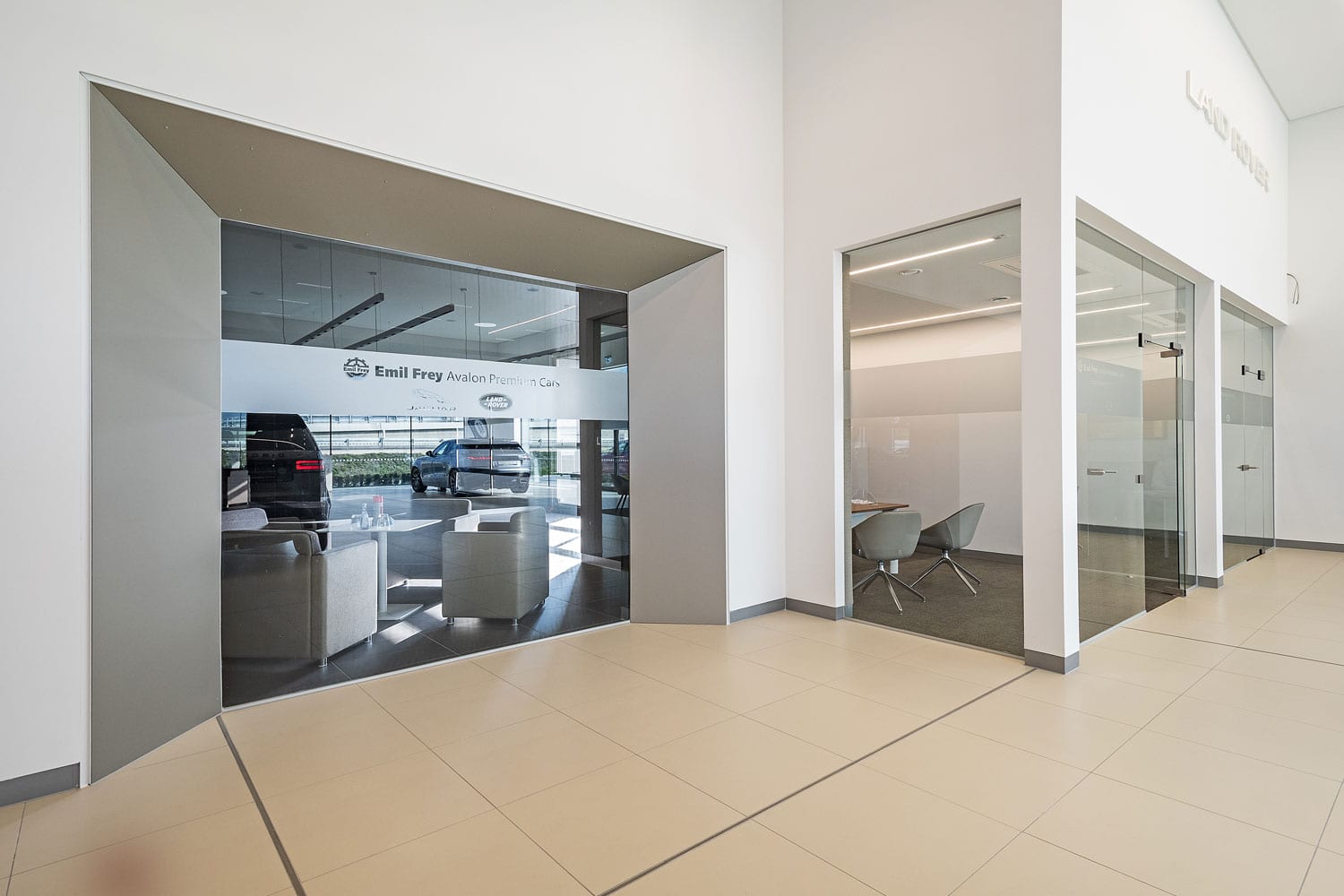glas seele Referenz: Autohaus Frey, Ganzglasanlagen für Büroräume
